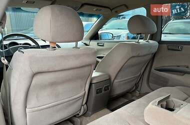 Седан Nissan Maxima 2004 в 