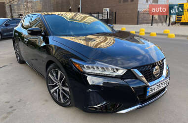 Nissan Maxima 2019