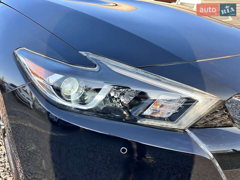 Седан Nissan Maxima 2017 в Одесі