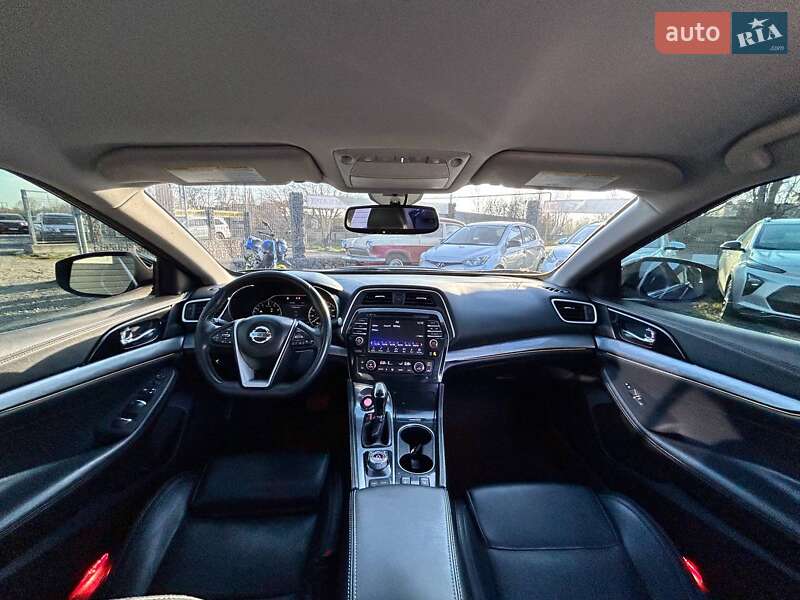 Седан Nissan Maxima 2017 в Одесі