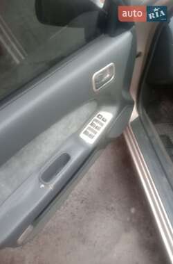Седан Nissan Maxima 1997 в Киеве