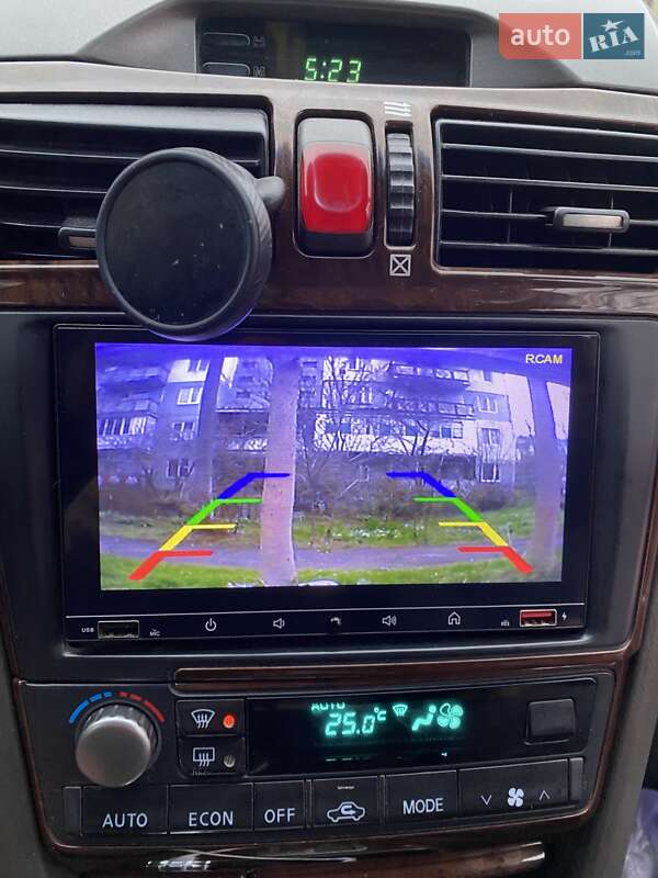 Седан Nissan Maxima 2001 в Одесі