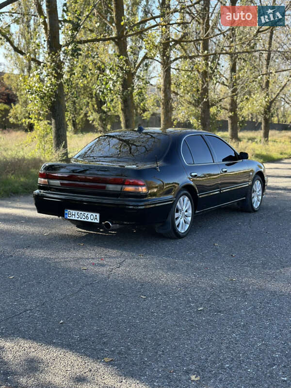 Седан Nissan Maxima 1996 в Белгороде-Днестровском