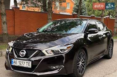 Седан Nissan Maxima 2016 в 
