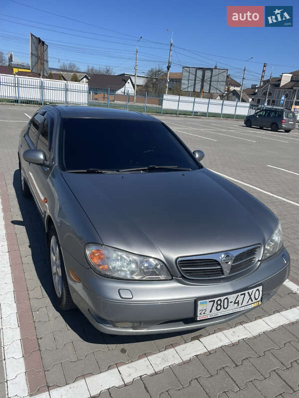 Седан Nissan Maxima 2003 в Городенці