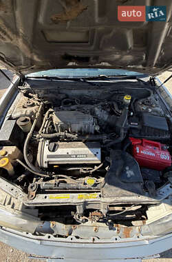 Седан Nissan Maxima 2000 в 