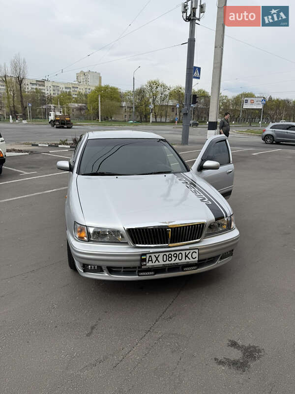 Седан Nissan Maxima 1995 в 