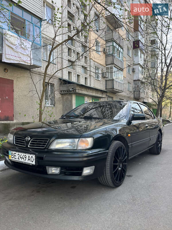 Nissan Maxima 1996