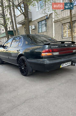 Седан Nissan Maxima 1996 в 