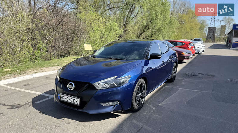 Седан Nissan Maxima 2015 в 
