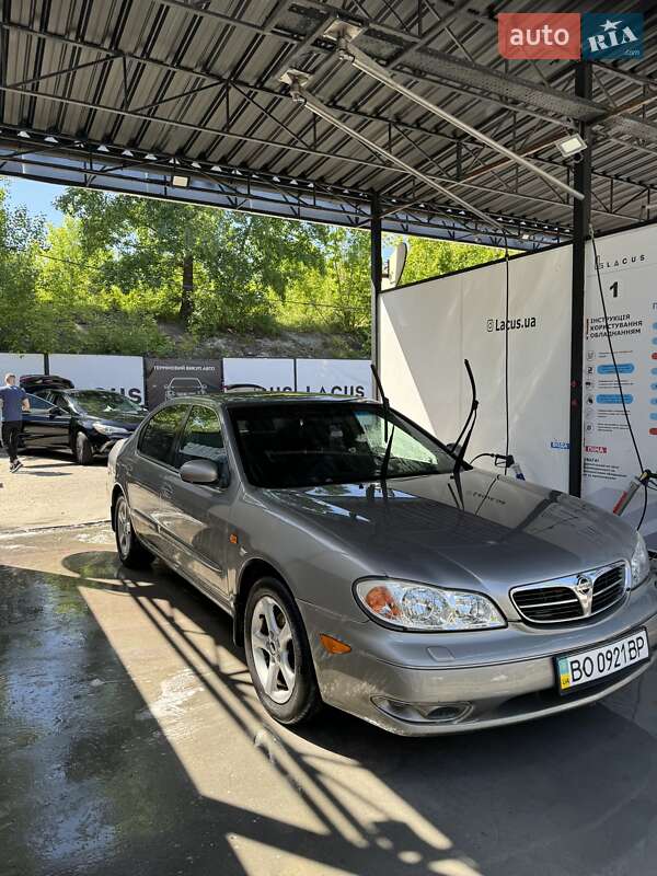 Nissan Maxima 2002