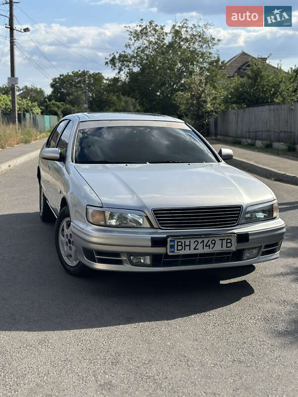 Nissan Maxima 1997