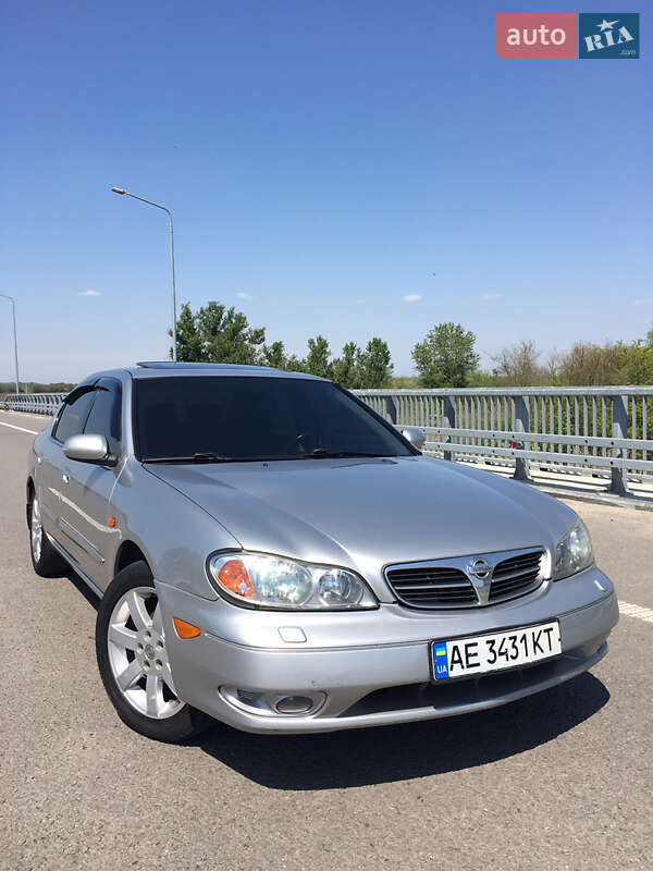 Седан Nissan Maxima 2003 в 