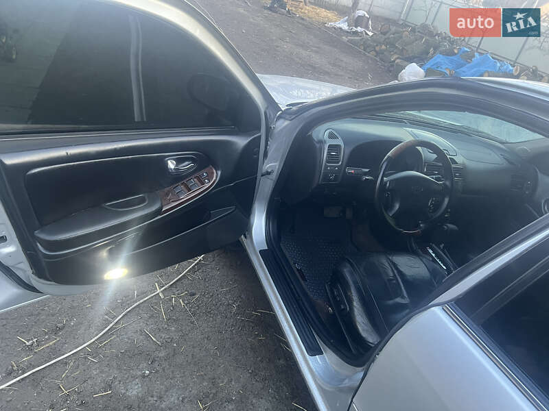 Седан Nissan Maxima 2001 в Жашкове