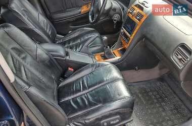 Седан Nissan Maxima 2004 в 