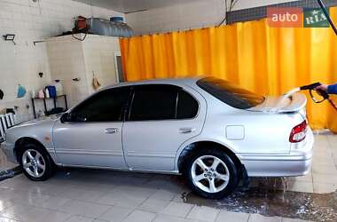 Седан Nissan Maxima 1998 в Одесі