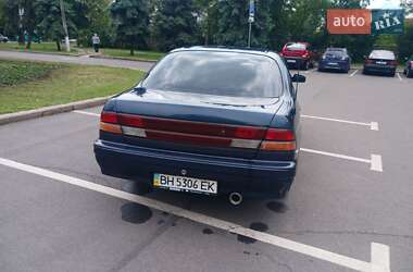 Седан Nissan Maxima 1996 в 