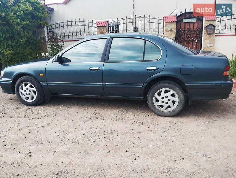 Nissan Maxima 1996