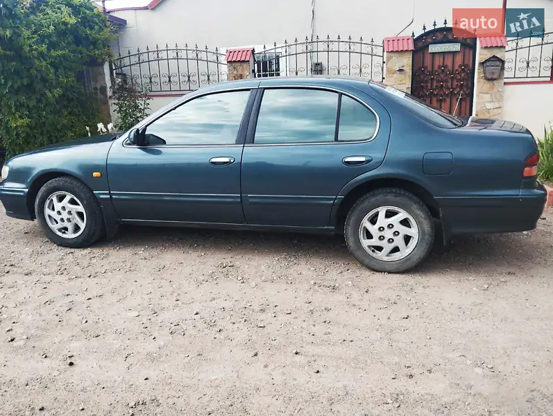 Nissan Maxima 1996