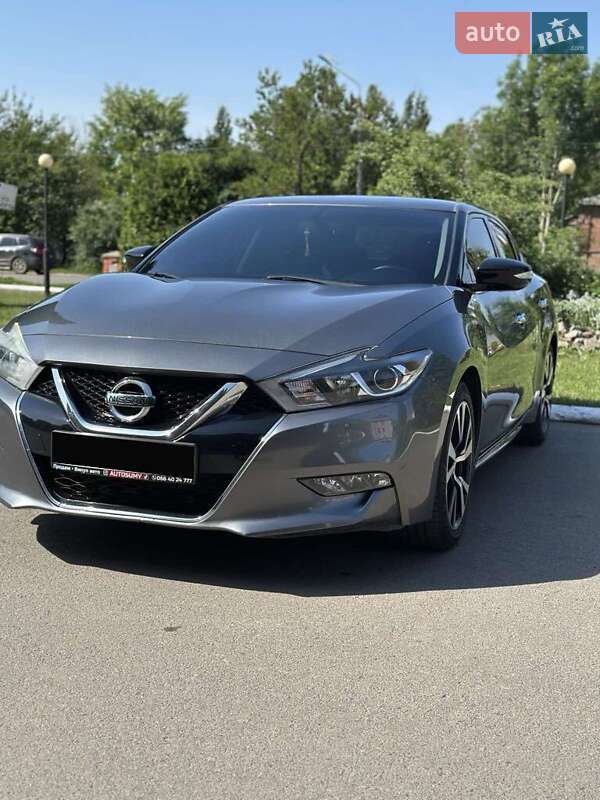 Седан Nissan Maxima 2018 в Сумах