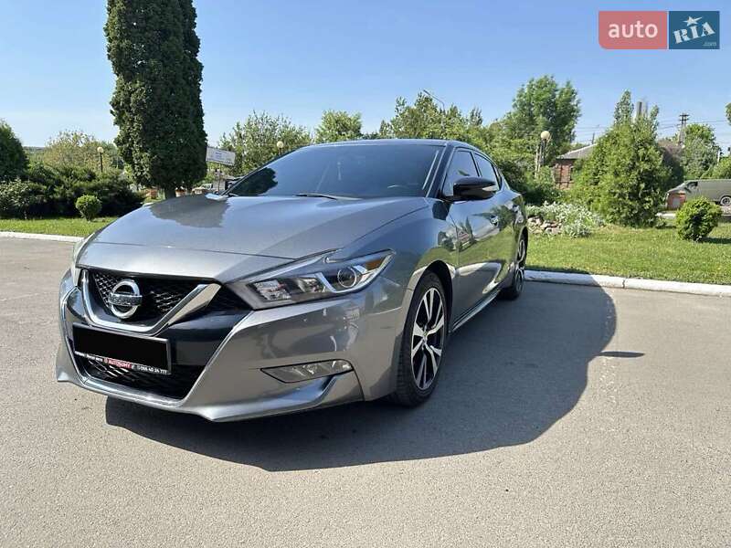 Седан Nissan Maxima 2018 в Сумах