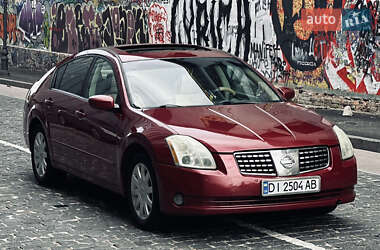 Седан Nissan Maxima 2004 в 