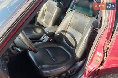 Седан Nissan Maxima 1993 в 