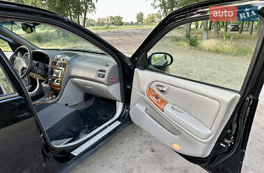 Седан Nissan Maxima 2004 в 