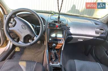 Седан Nissan Maxima 2002 в 