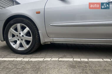 Седан Nissan Maxima 2003 в 