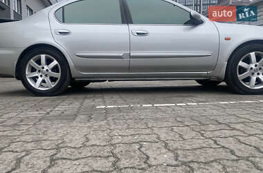 Седан Nissan Maxima 2003 в 