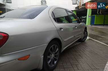 Седан Nissan Maxima 2002 в 