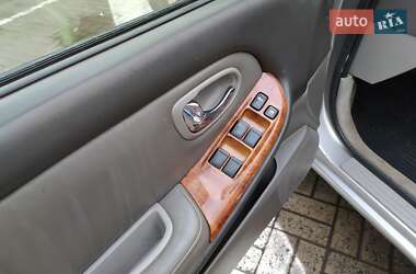 Седан Nissan Maxima 2002 в 