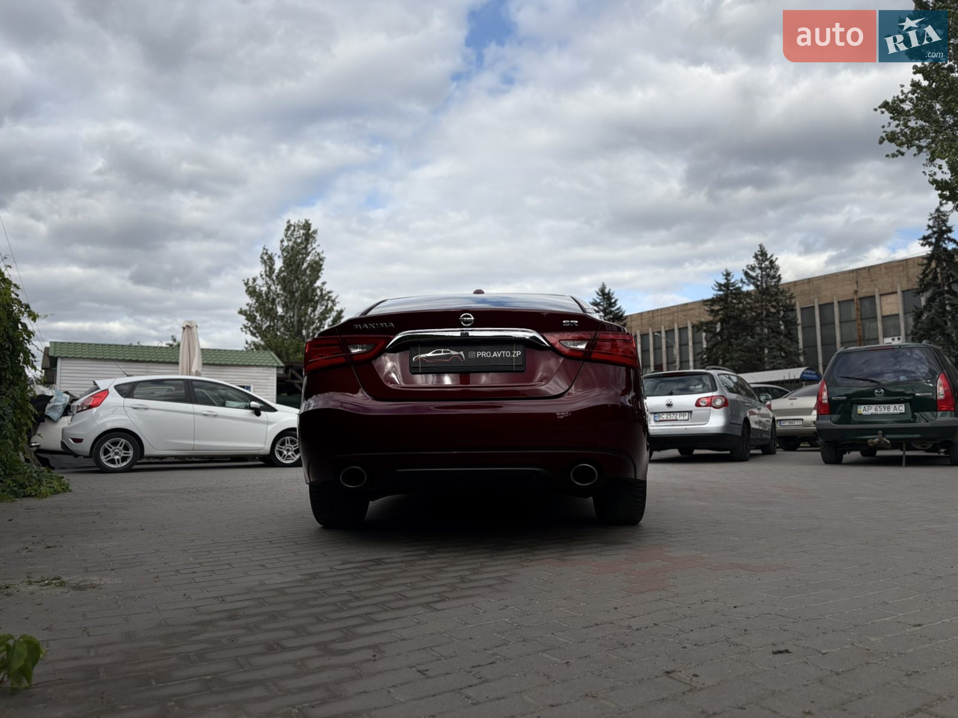 2016 Nissan Maxima - мініатюра 11