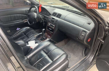 Седан Nissan Maxima 1996 в 
