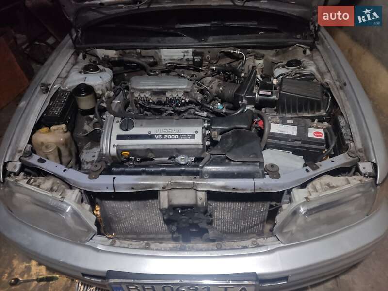 Седан Nissan Maxima 1995 в Одессе