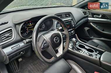 Седан Nissan Maxima 2019 в 