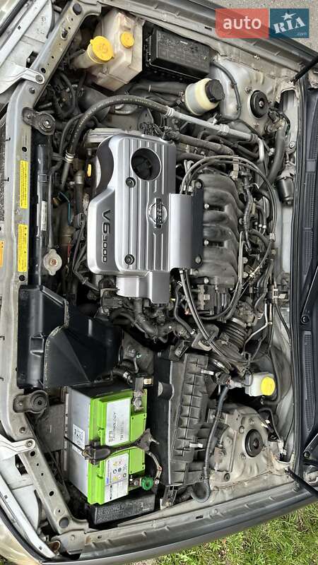 Седан Nissan Maxima 2003 в Дніпрі