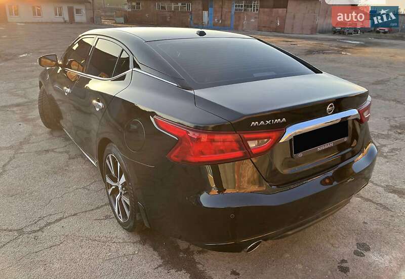 Седан Nissan Maxima 2018 в Рівному