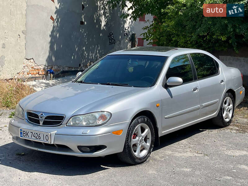 Nissan Maxima 2000