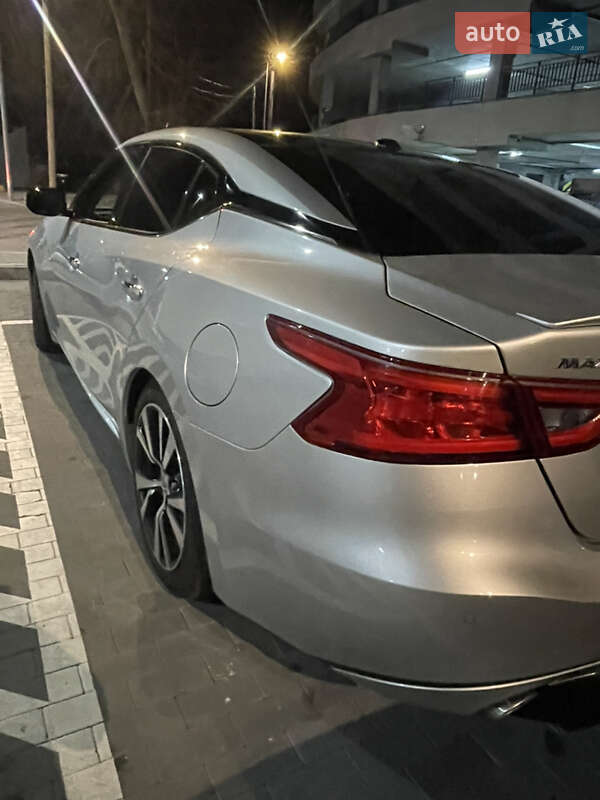 Седан Nissan Maxima 2015 в Одессе