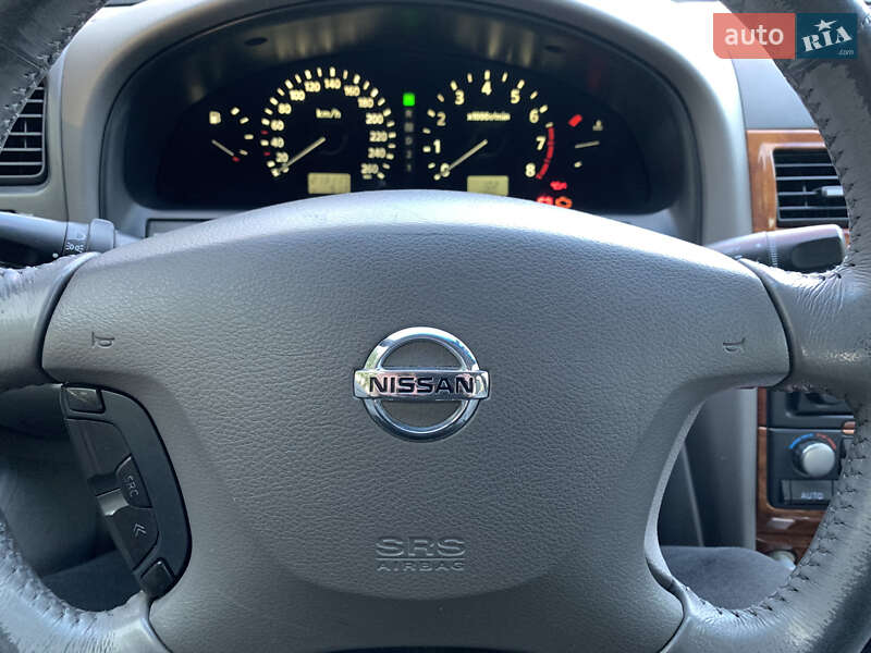 Седан Nissan Maxima 2005 в Нікополі