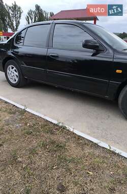 Седан Nissan Maxima 1996 в 