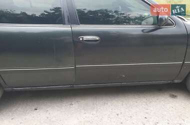 Седан Nissan Maxima 1996 в 