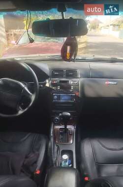 Седан Nissan Maxima 1996 в Измаиле