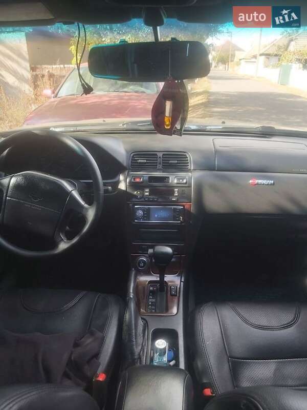 Nissan Maxima 1996