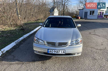 Седан Nissan Maxima 2003 в Виноградові