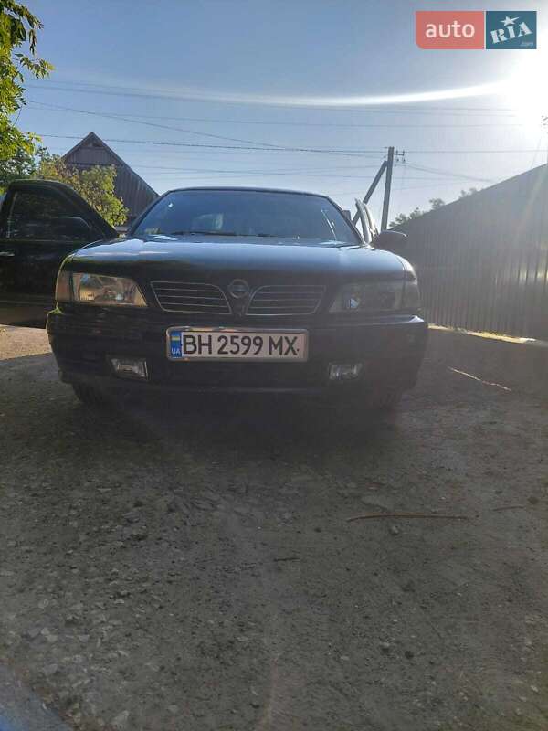Седан Nissan Maxima 1995 в Одессе