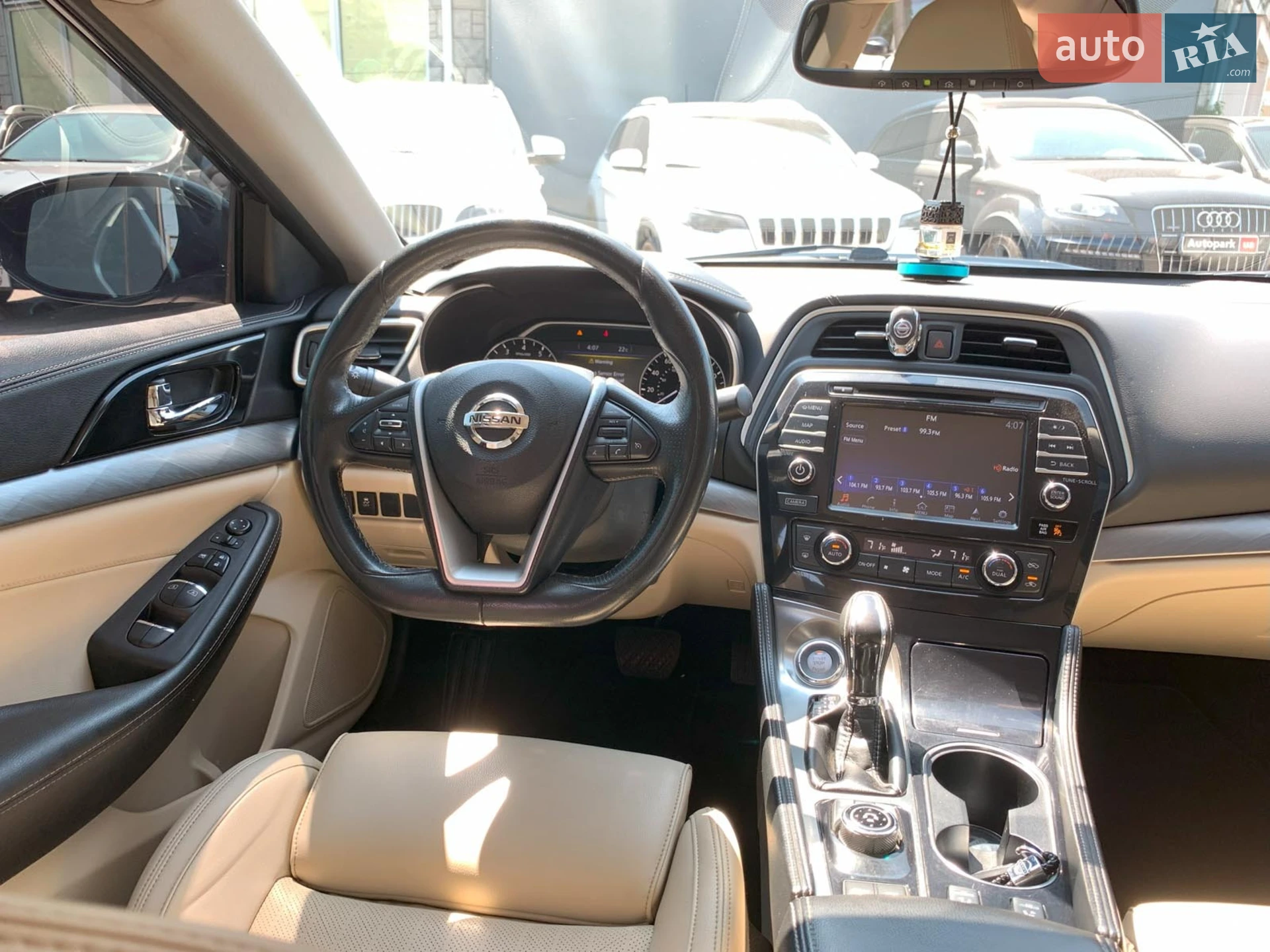 2017 Nissan Maxima - мініатюра 38