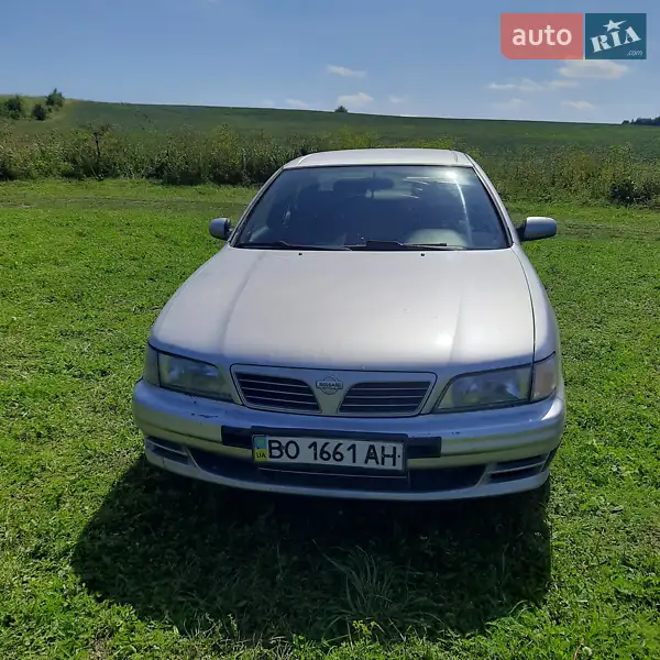 Nissan Maxima 1995